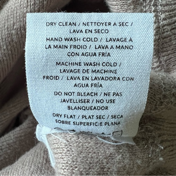 Naadam Cropped Hoodie Sweater Size M - Picture 9 of 10